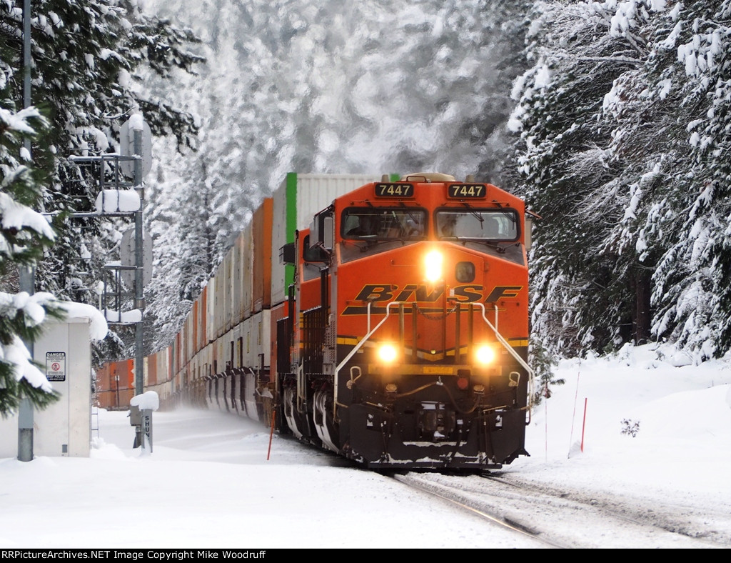 BNSF 7447